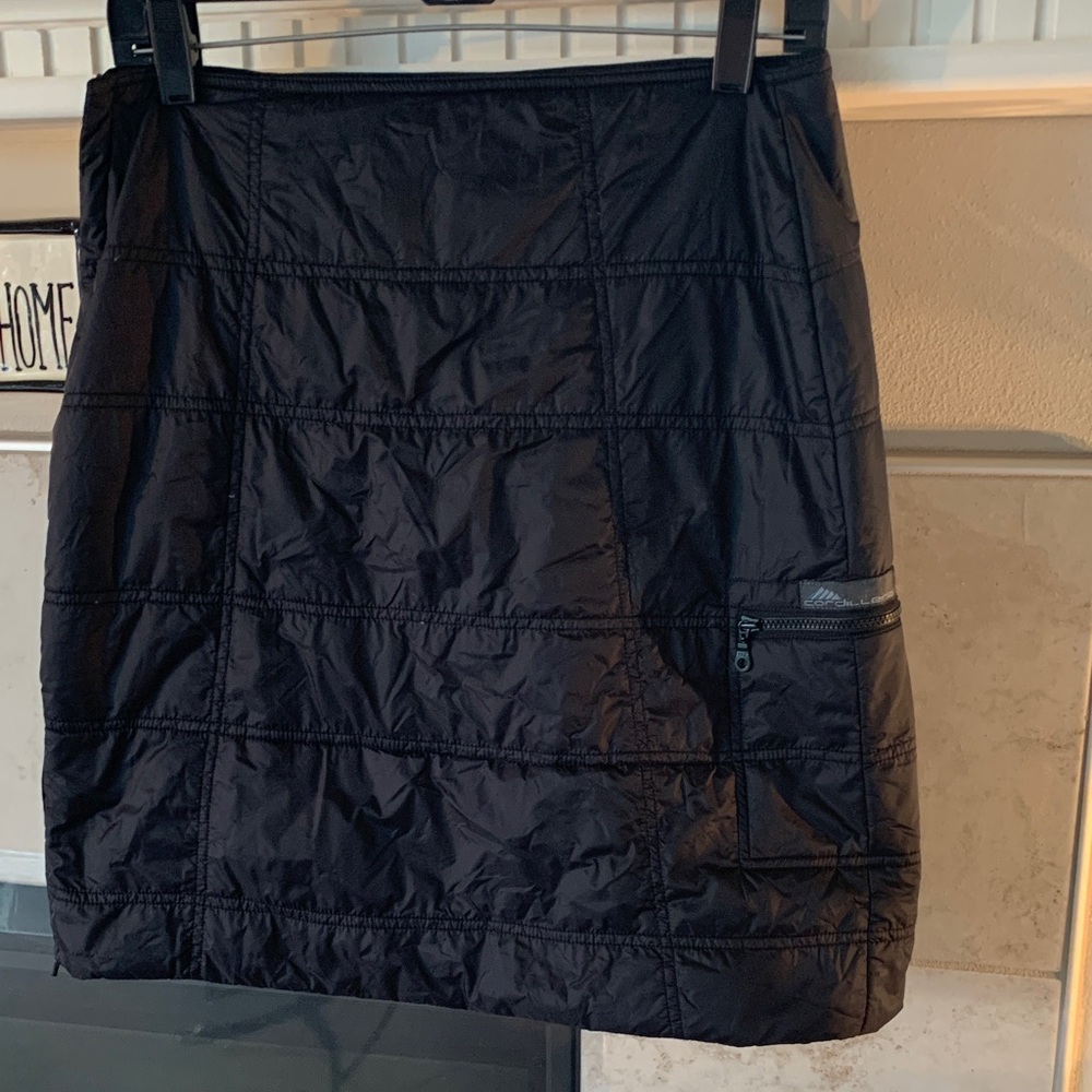 Cordillera Black Puffer Quilted Insulated Skirt Merlot Interior Size S